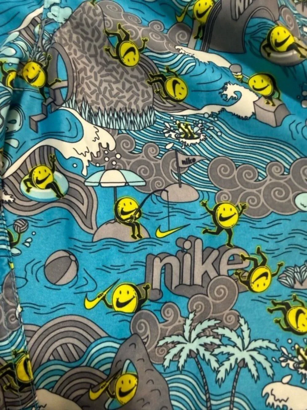 Nike Boys Pool Party 7” Volley Swim Shorts XL 158-170 Blue Smiley Face Lined